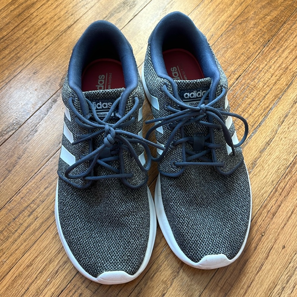 Adidas cloudfoam memory foam tennis’s shoes